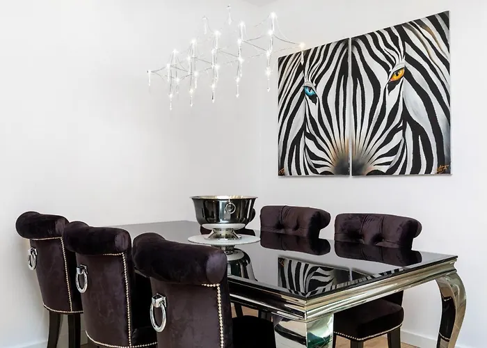 Seaside Terraces Deluxe Apartments by Renters